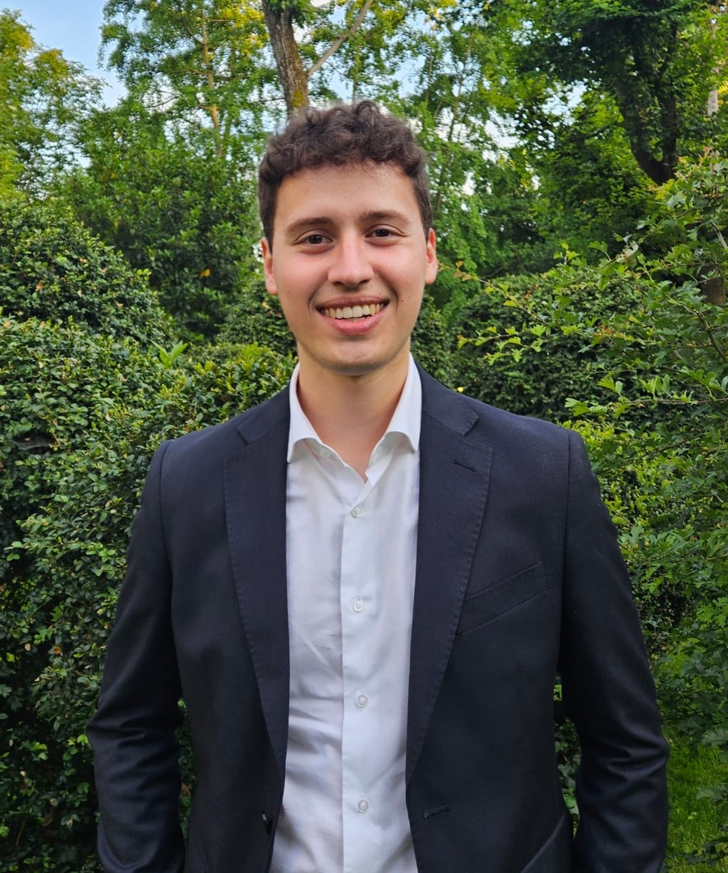 Daniele Morotti portrait for about section